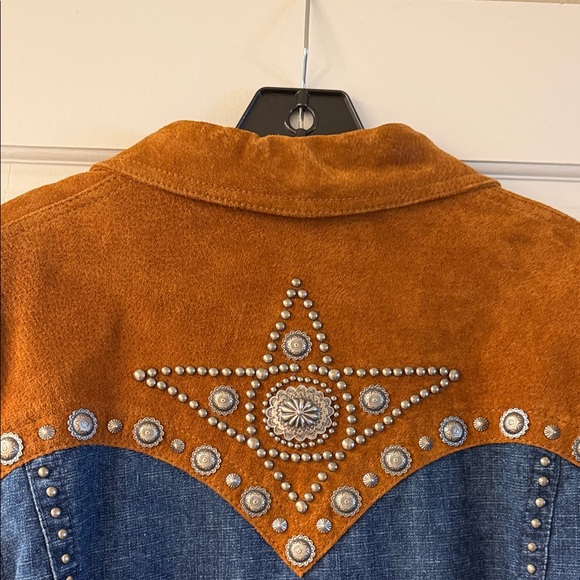 Stunning Cripple Creek Brown Leather Jacket w/ heavy Blue Jean Fabric & Conchos - Picture 14 of 16